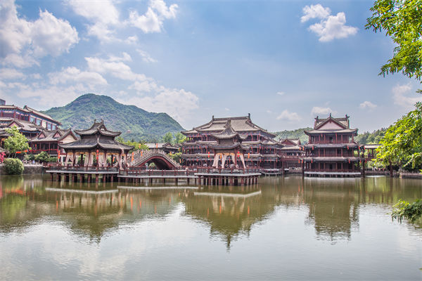 制造業(yè)管理分析：短劇基地狂飆，誰是下一個橫店？